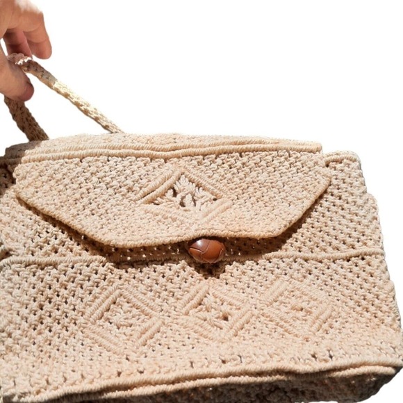 Vintage Retro Hippie Vibe Beige Macrame Shoulder Bag Purse Button Closure - Picture 2 of 8